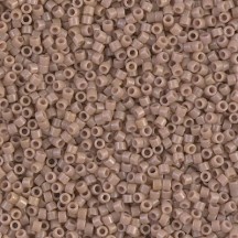 DElica 11/0 DB2105 Duracoat Op Beige