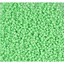 50 gr *Preciosa 10/0 19001/16156 Green dyed Chalkwhite	