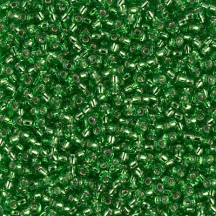 Margele de nisip Miyuki 8/0 0015 Transparent Lt Green Margele de nisip Miyuki 8/0 0015 Transparent Lt Green