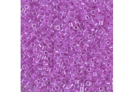 Delica 10/0 DB102038 Luminous Plum Crazy
