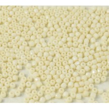 Fire Polish 2mm 14413/03000 Chalk White Champagne Luster