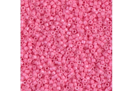 Delica 11/0 DB1371 Opaque Dyed Carnation Pink Delica 11/0 DB1371 Opaque Dyed Carnation Pink