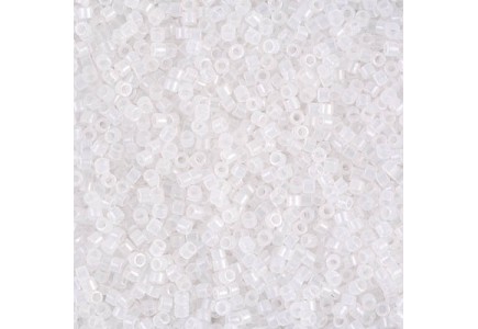 Delica 11/0 DB0220 White Opal 