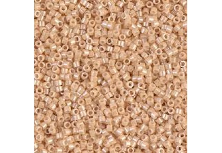 Delica 10/0 DB100205 Ceylon Beige