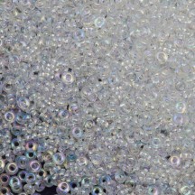 Toho Demi Round 8/0 0161 Transparent Rainbow Crystal