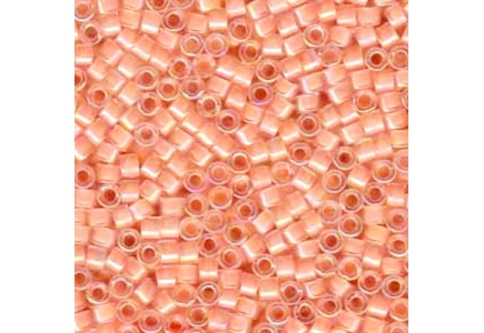 Delica 11/0 DB0067 Lined Flesh AB