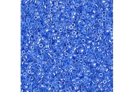 Delica 10/0 DB100240 Lined Crystal Sapphire Luster Delica 10/0 DB100240 Lined Crystal Sapphire Luster