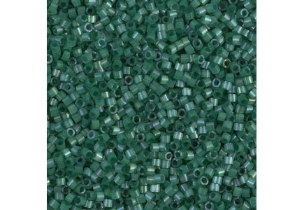 Delica 11/0 DB1814 Dyed Emerald Silk Satin Delica 11/0 DB1814 Dyed Emerald Silk Satin