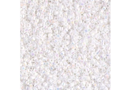 Delica 11/0 DB0202 White Pearl AB Delica 11/0 DB0202 White Pearl AB