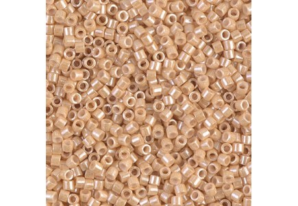 Delica 11/0 DB0205 Ceylon Beige Delica 11/0 DB0205 Ceylon Beige
