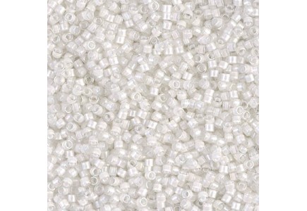 Delica 10/0 DB100066 Lined White Delica 10/0 DB100066 Lined White