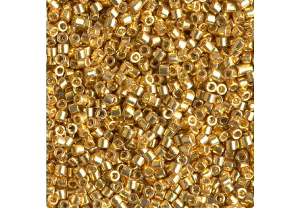 Delica 10/0 DB1832 Duracoat Galvanized Gold Delica 10/0 DB1832 Duracoat Galvanized Gold