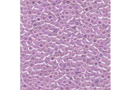 Delica 11/0 DB0248 Lined Crystal/Pale Liliac Delica 11/0 DB0248 Lined Crystal/Pale Liliac