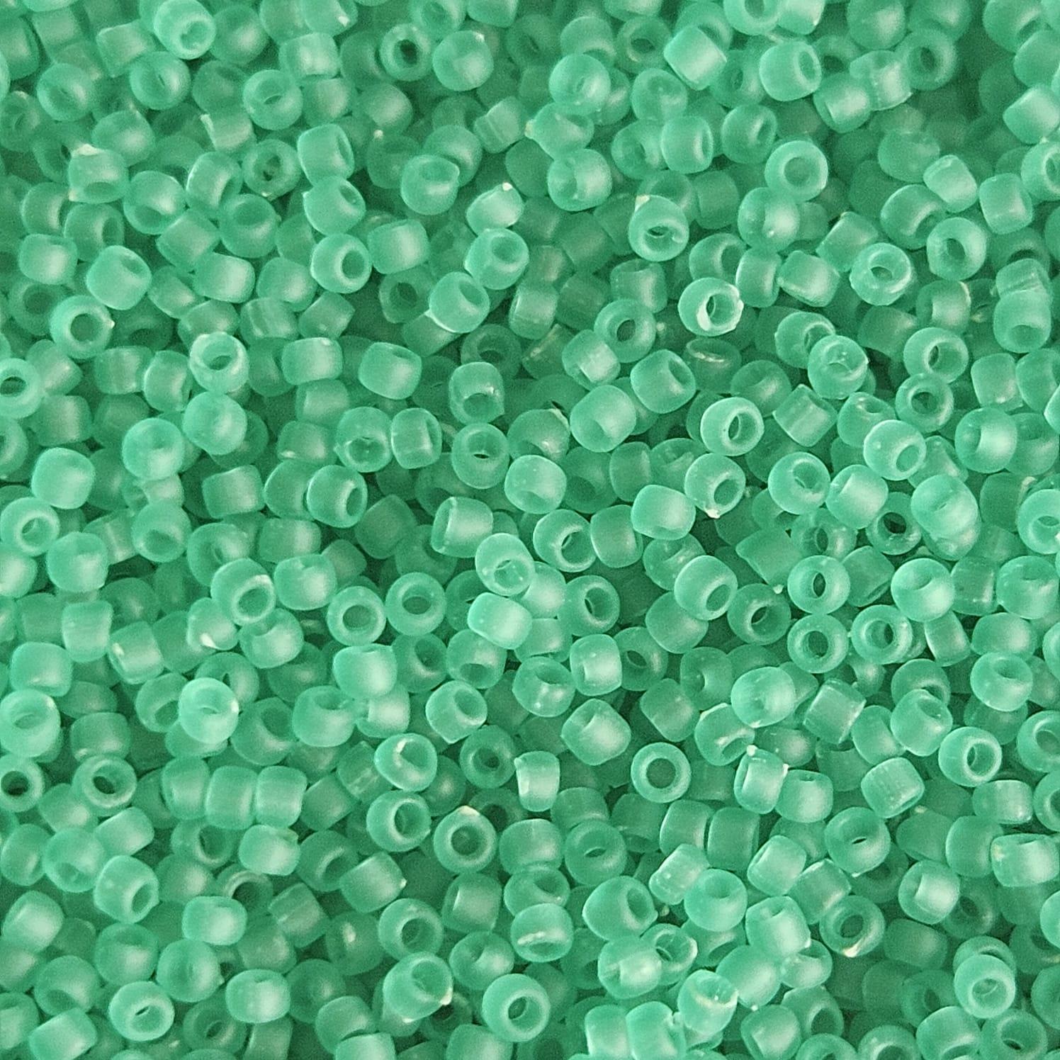 Margele Toho 15/0 0072F Transparent Frosted Dk Peridot — Imaginea 2