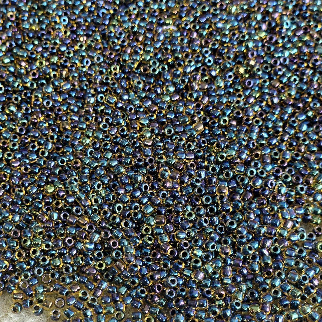 Margele Toho 11/0 0244 Inside Colour Rainbow Lt Topaz/Jet Lined