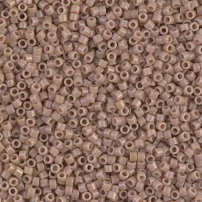 DElica 11/0 DB2105 Duracoat Op Beige — Imaginea 1