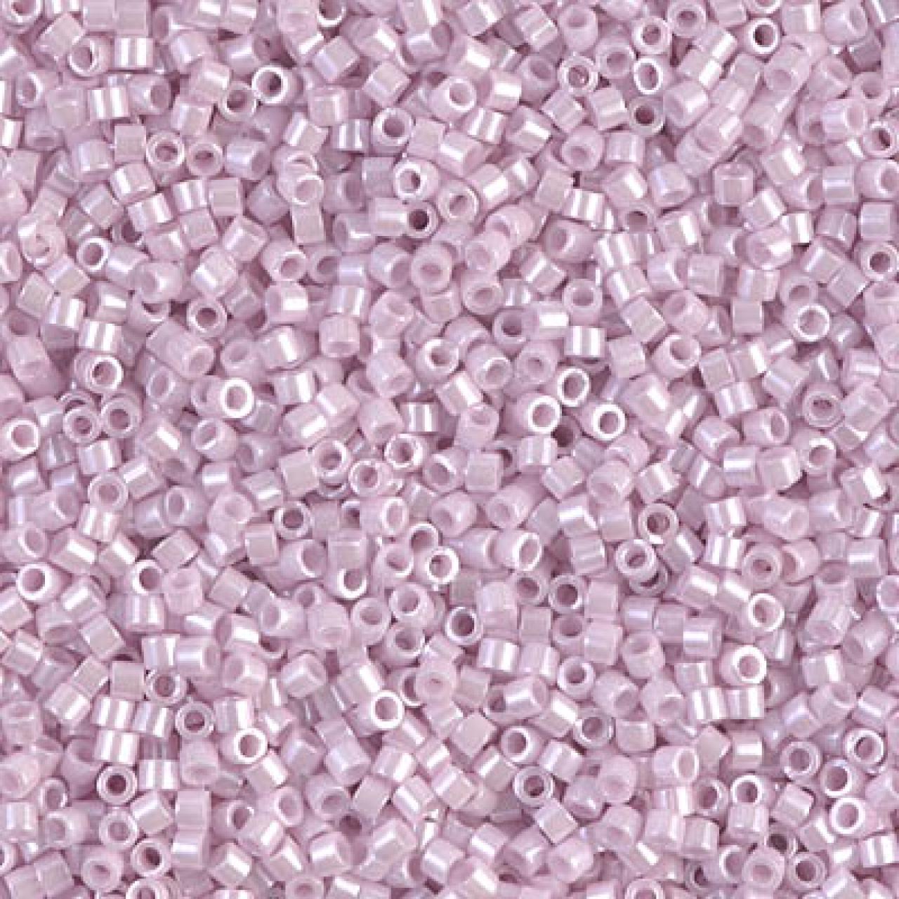 Delica 11/0 DB1534 Opaque Pale Rose Ceylon