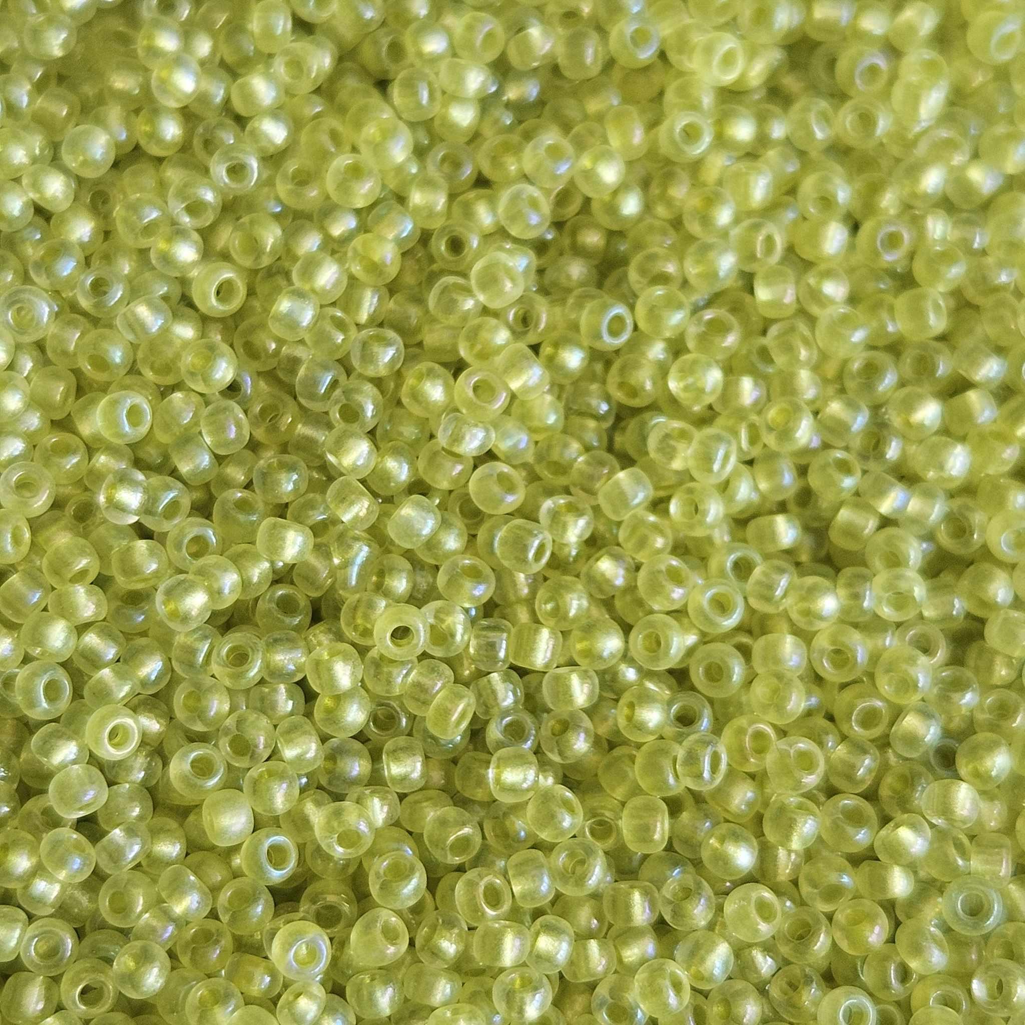 Margele De Nisip Preciosa Ornela 10/0 19001/18486 Satin Lime — Imaginea 1