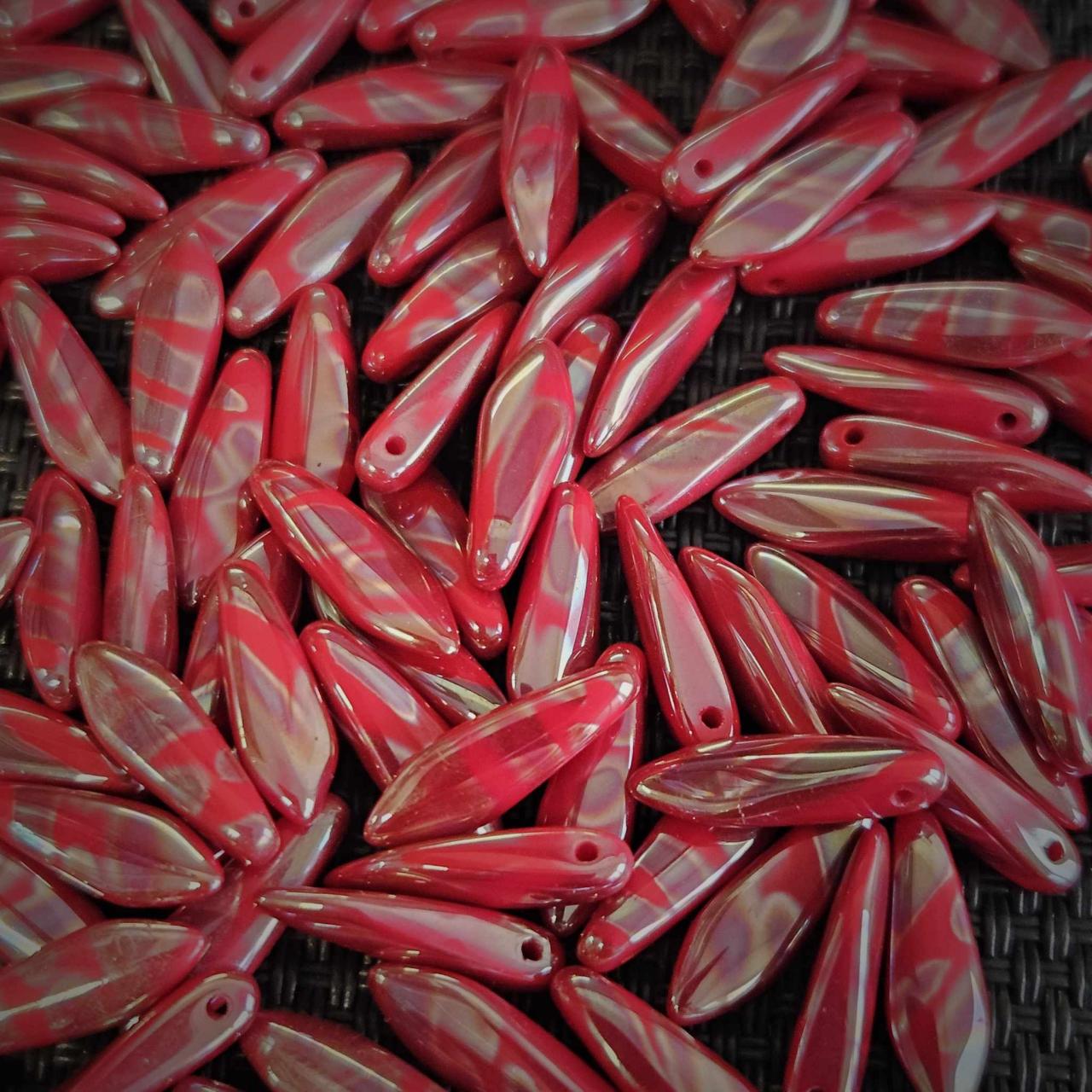 Daggers 5x16mm 2250V/93200 Op. Red Celsian Stripes