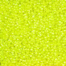 Delica 10/0 DB102031 Luminous Limeade — Imaginea 1