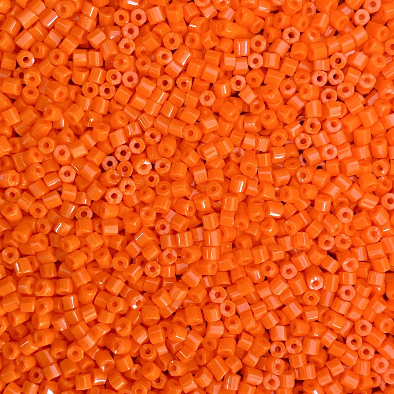 Preciosa Bugle 2mm 31001/93140 Op. Orange