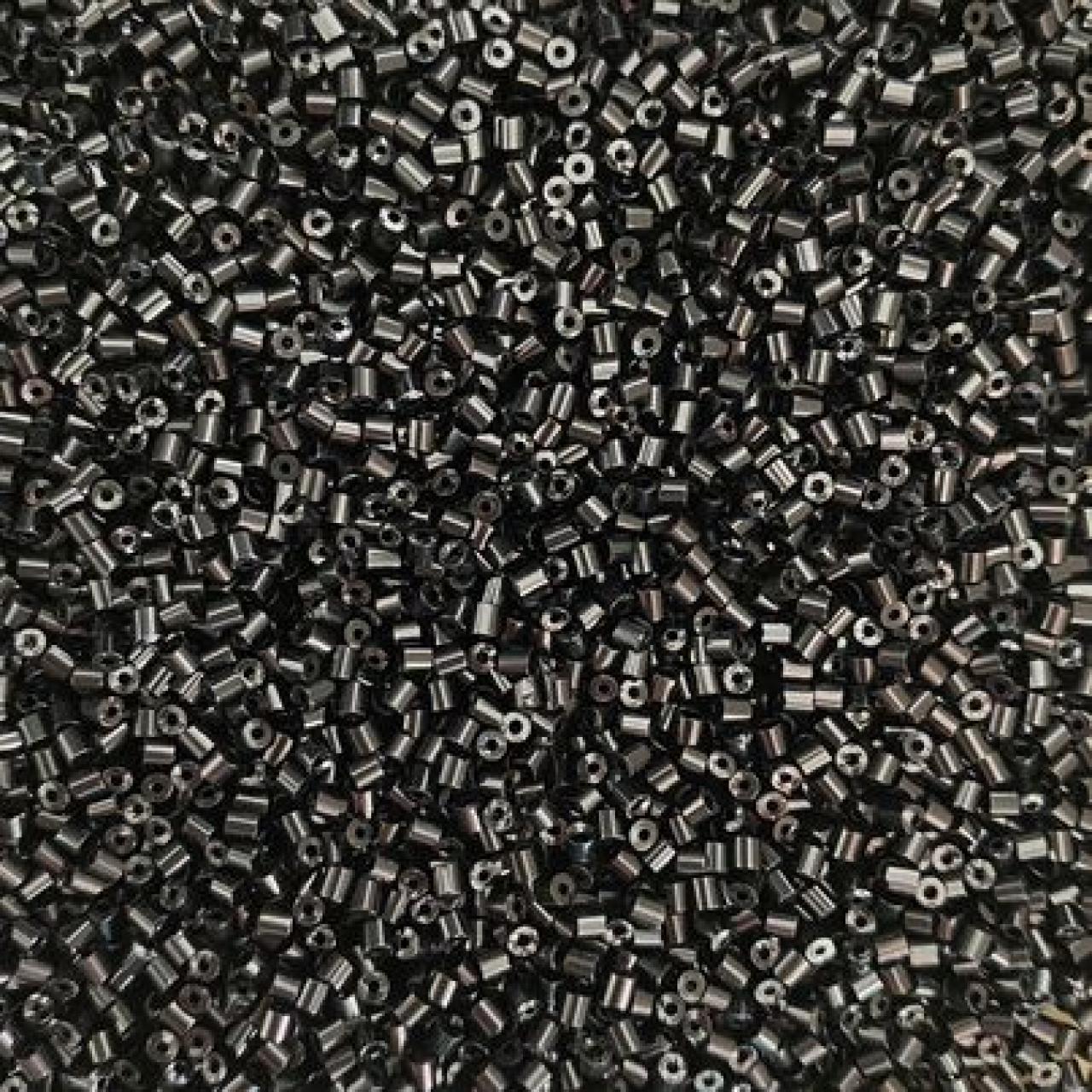 Preciosa Bugle 2mm 23980/12001 Black