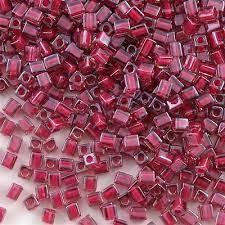 Miyuki Cube 4mm 2649 Color Lined Pink/ Red — Imaginea 1