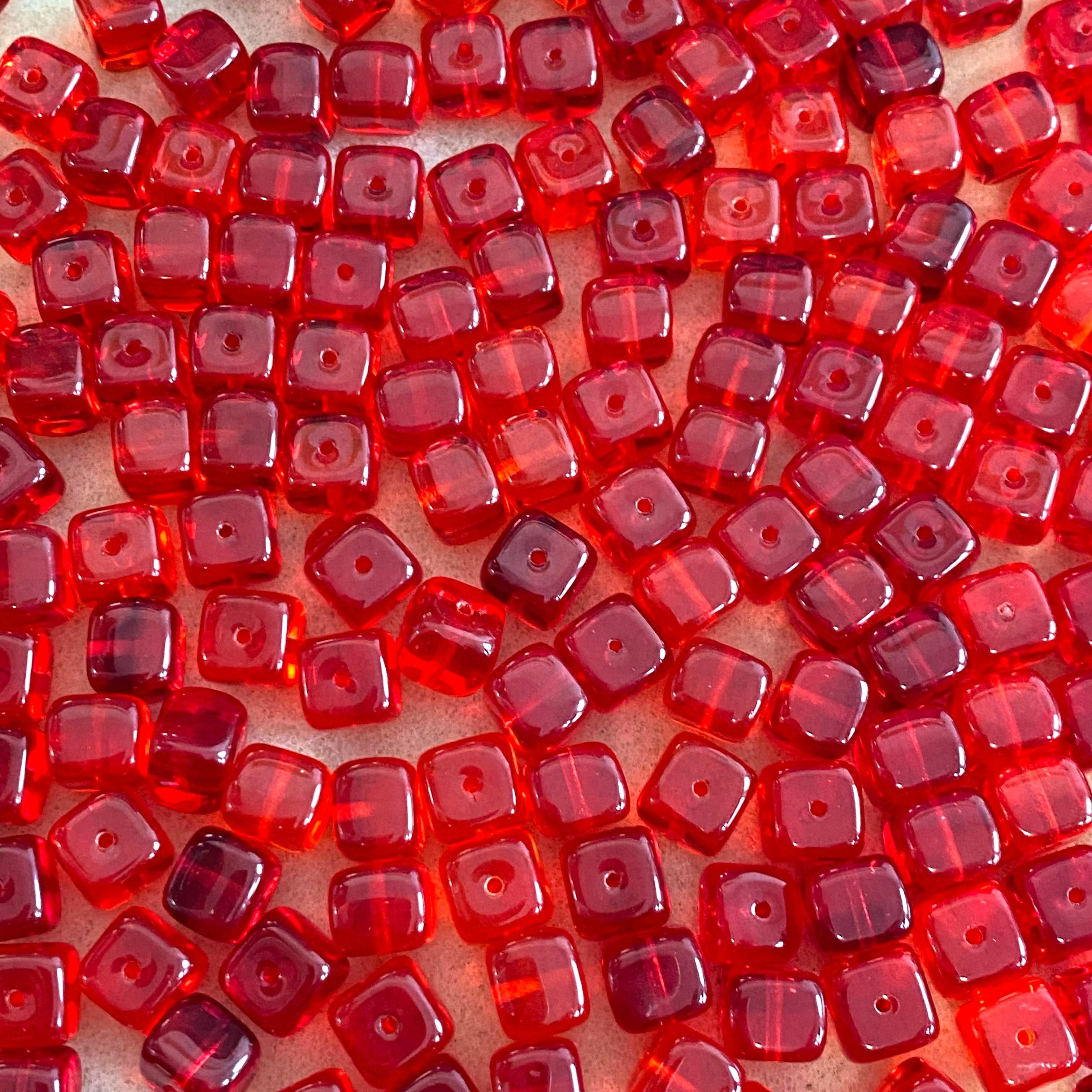 Margele Cube 8/11mm 90080 Siam Ruby — Imaginea 1