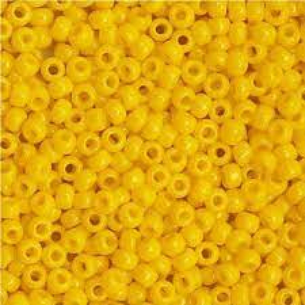 Margele Toho 15/0 0042B Opaque Sunshine