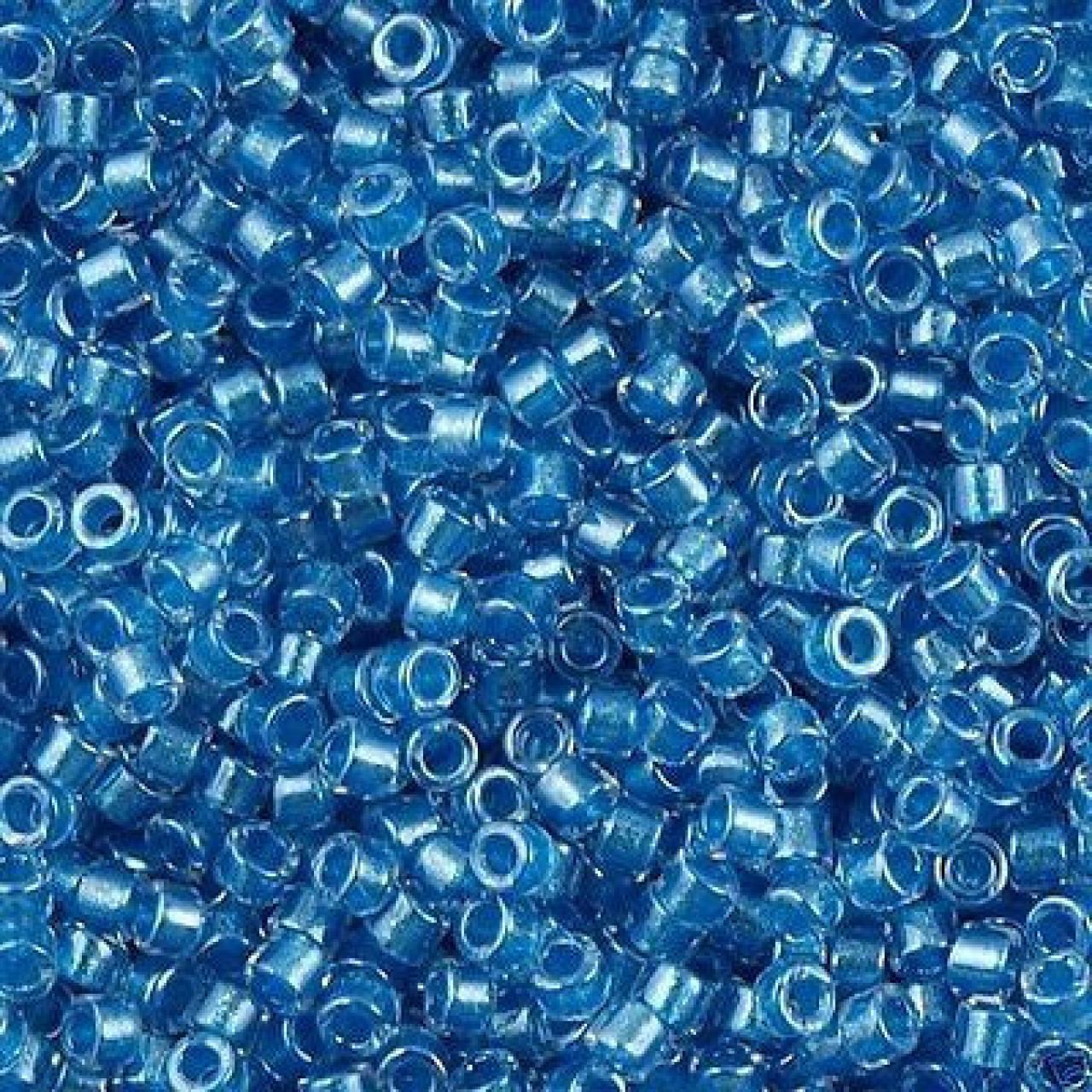 Delica 8/0 DB80905 Sparkling Aqua Lined Crystal