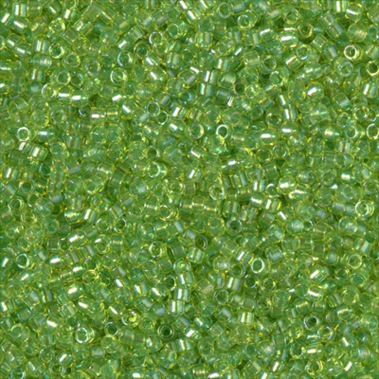 Delica 11/0 DB2376 Fancy Lined Celery