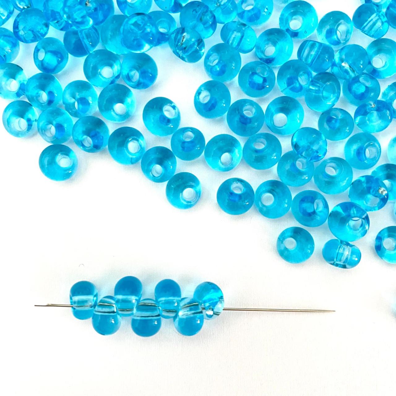 Preciosa Ornela Drops 2/0 11001/60010 Transparent Lt. Blue