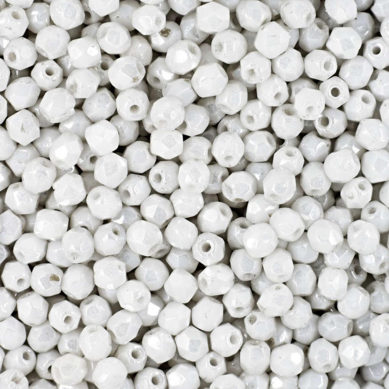 Margele Cehesti Fire-Polish 4mm 02010 Alabaster