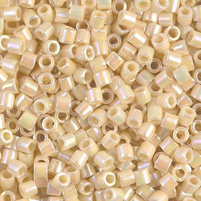 Delica 8/0 DB80157 Cream AB — Imaginea 1