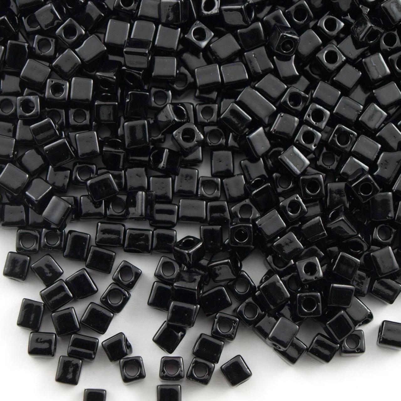 Miyuki Cube 3mm 0401 Opaque Black