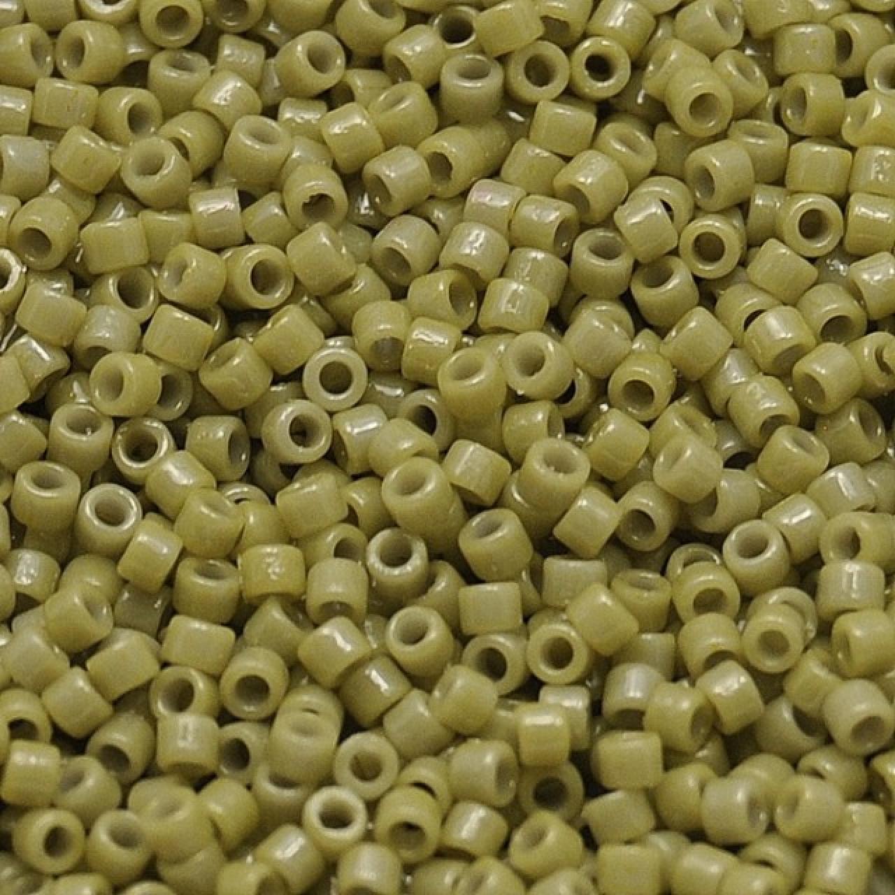 Delica 11/0 DB2124 Duracoat Opaque Cactus