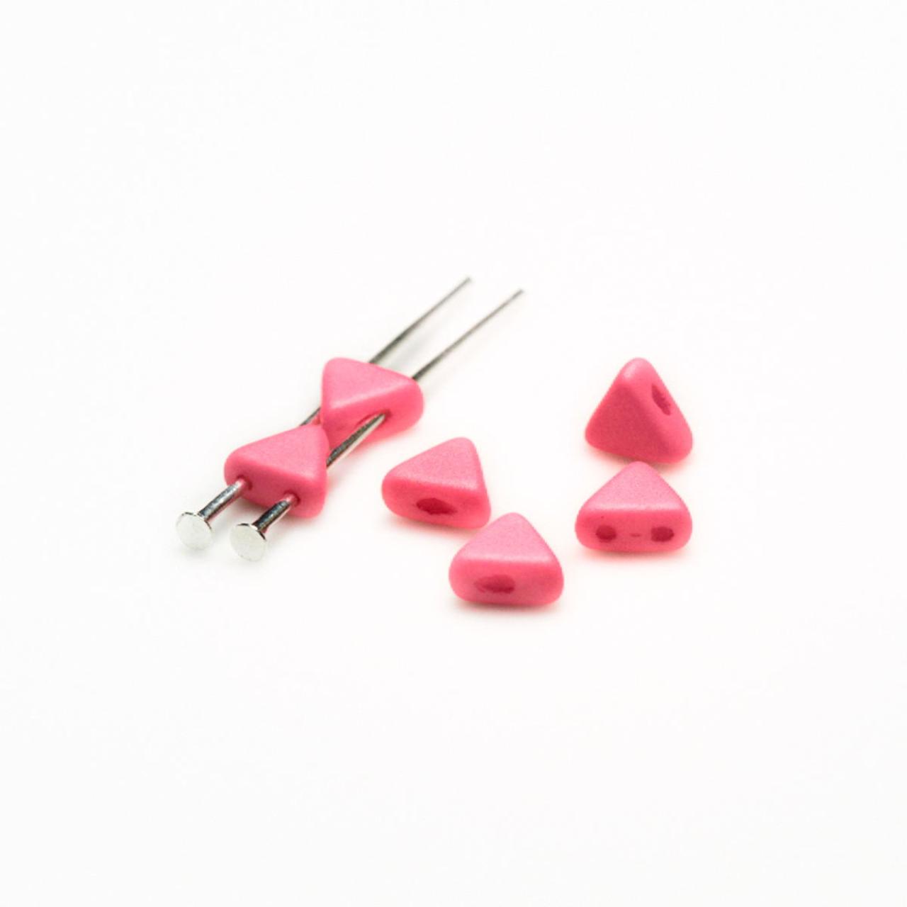 Margele Kheops Par Puca 6x6mm Opaque Rose Silk Mat