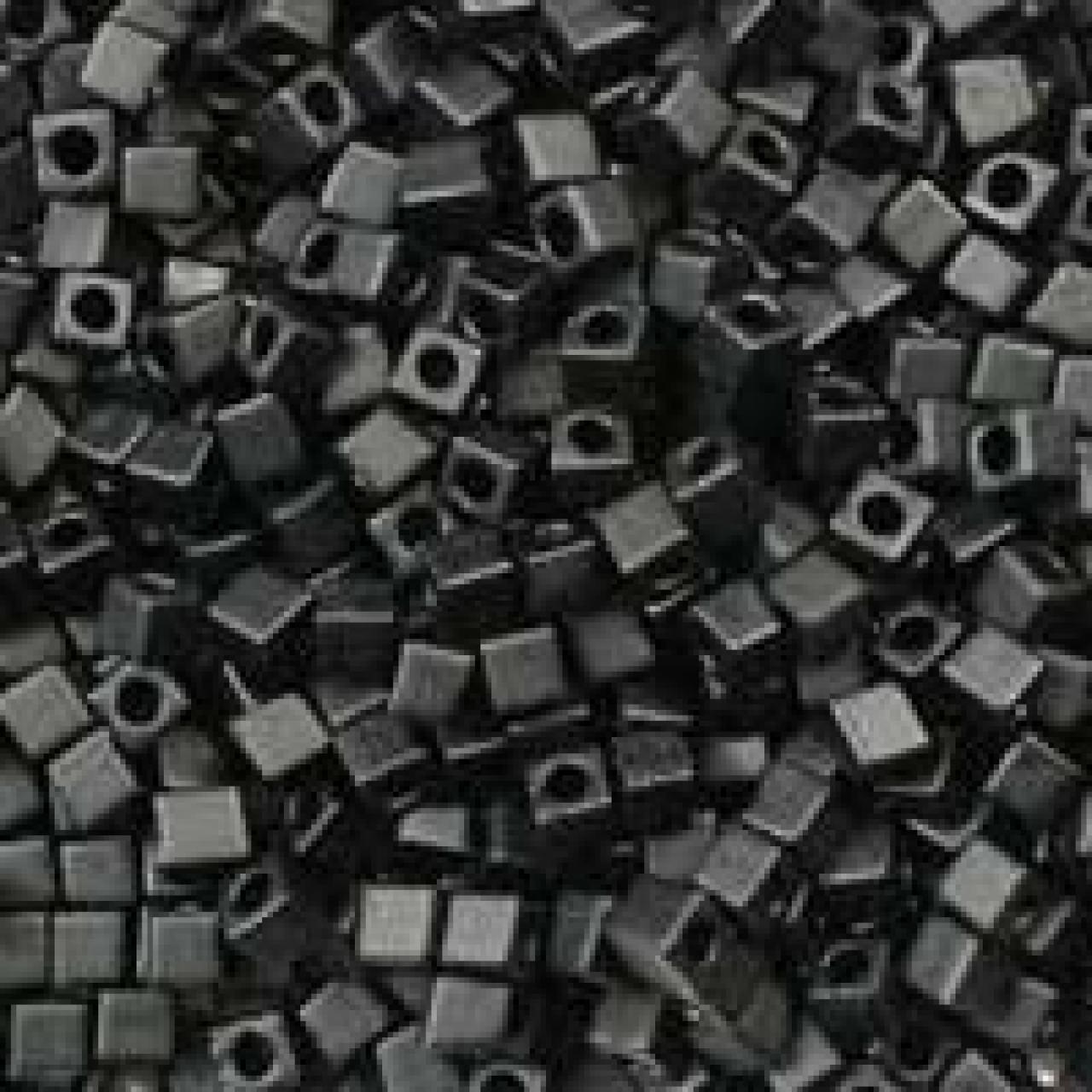 Miyuki Cube 1.8mm 0401F Black Matted
