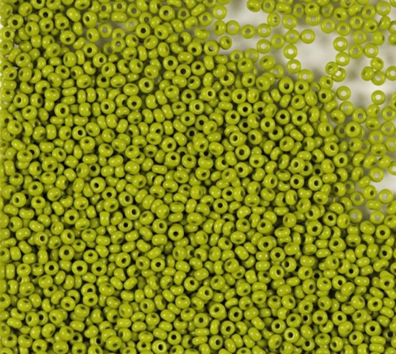 50gr Preciosa 6/0 19001/53430 Op Olivine