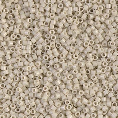 Delica 11/0 DB0261 Opaque Linen Luster — Imaginea 1