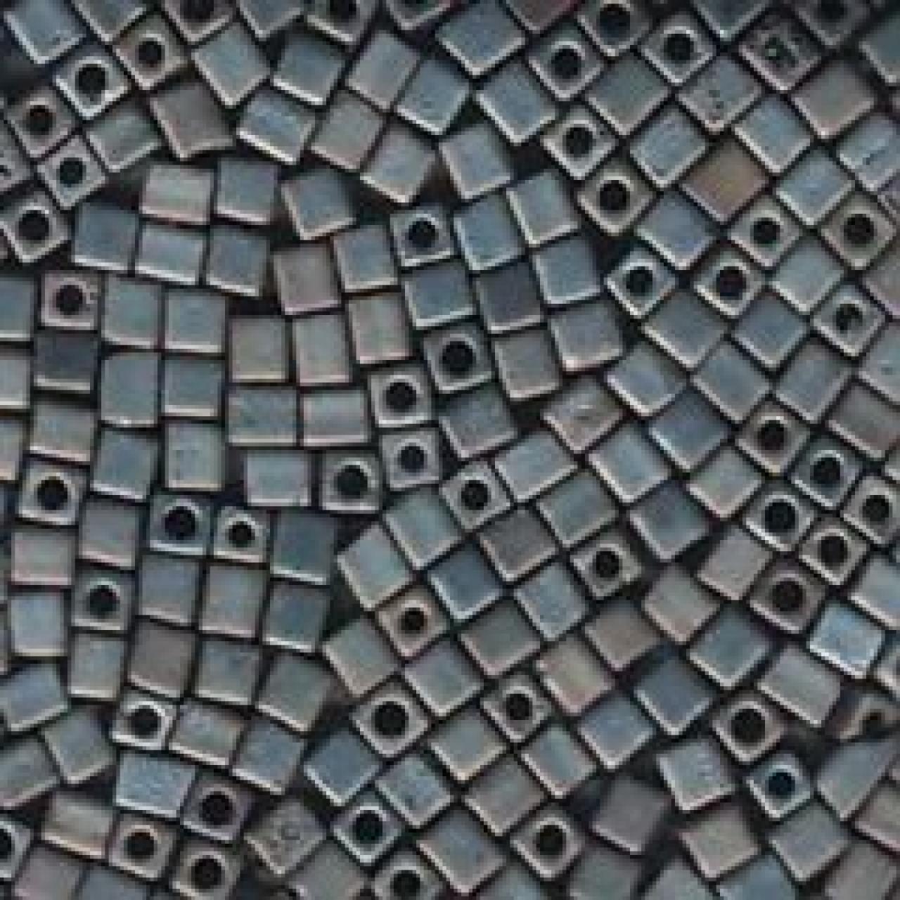 Miyuki Cube 3mm 2002 Matted Metallic Grey