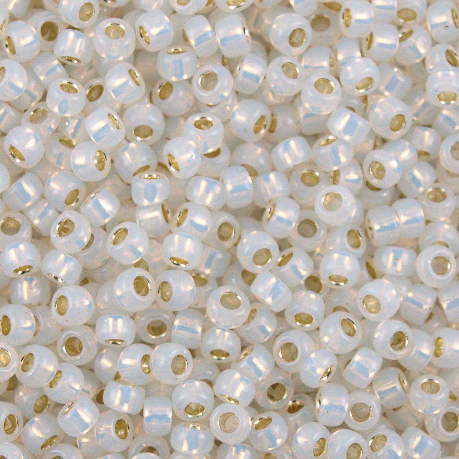 Margele Toho 11/0 2100 Silver Lined Milky White — Imaginea 1