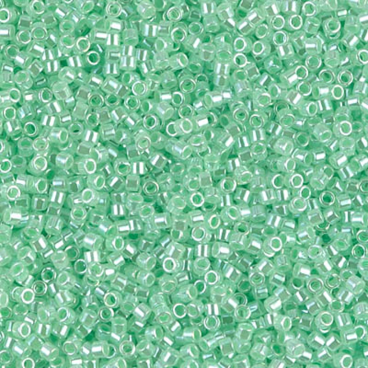 Delica 11/0 DB0237 Lined Crystal Light Green