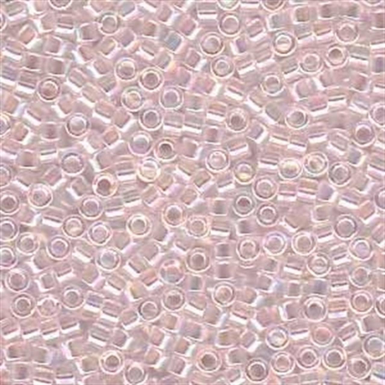 Delica 11/0 DB0082 Lined Lt. Pink AB