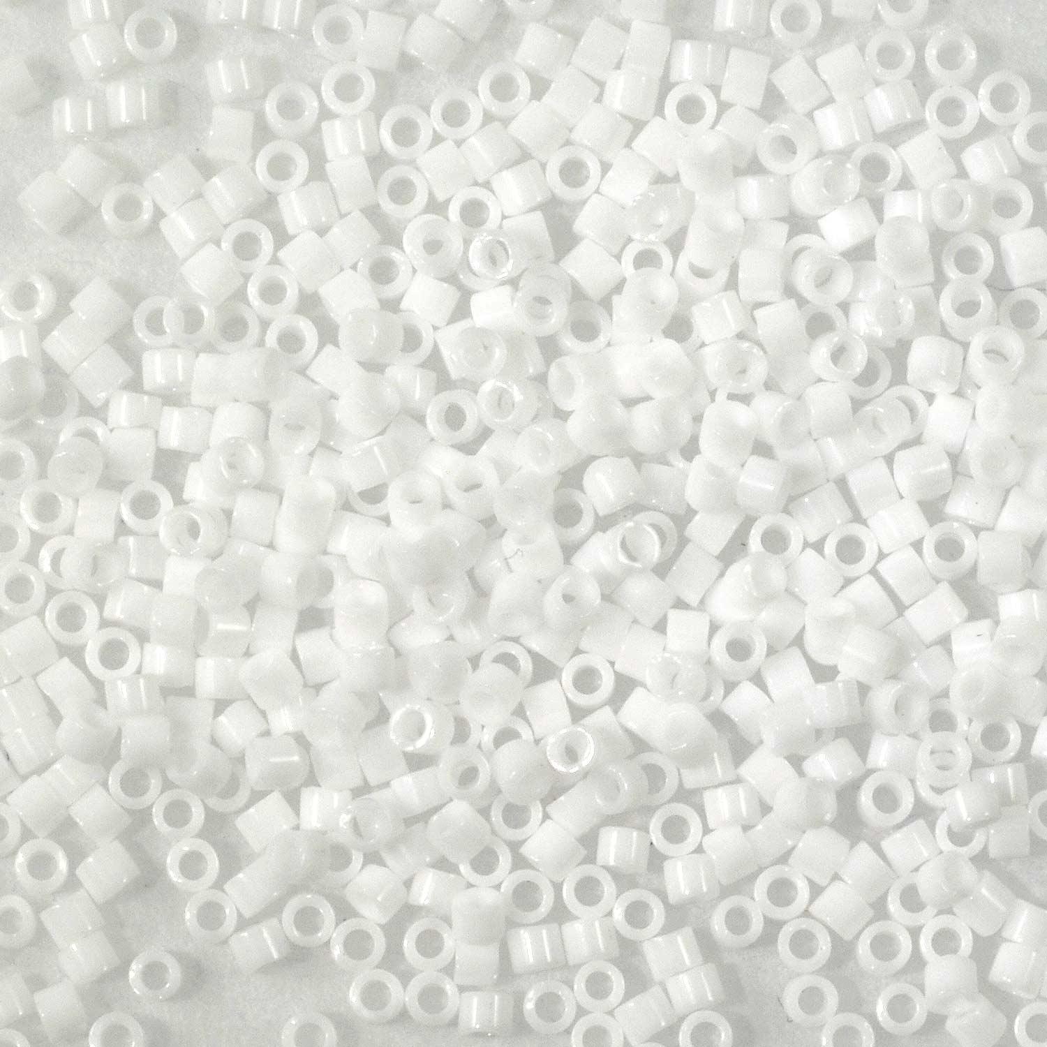 Delica 10/0 DB100200 Opaque Chalk White — Imaginea 1
