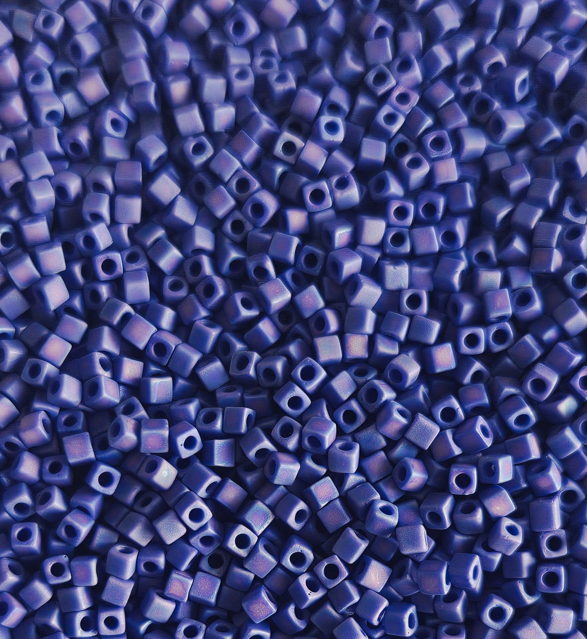 Miyuki Cube 1.8mm 0414FR Op Cobalt Matted AB — Imaginea 1