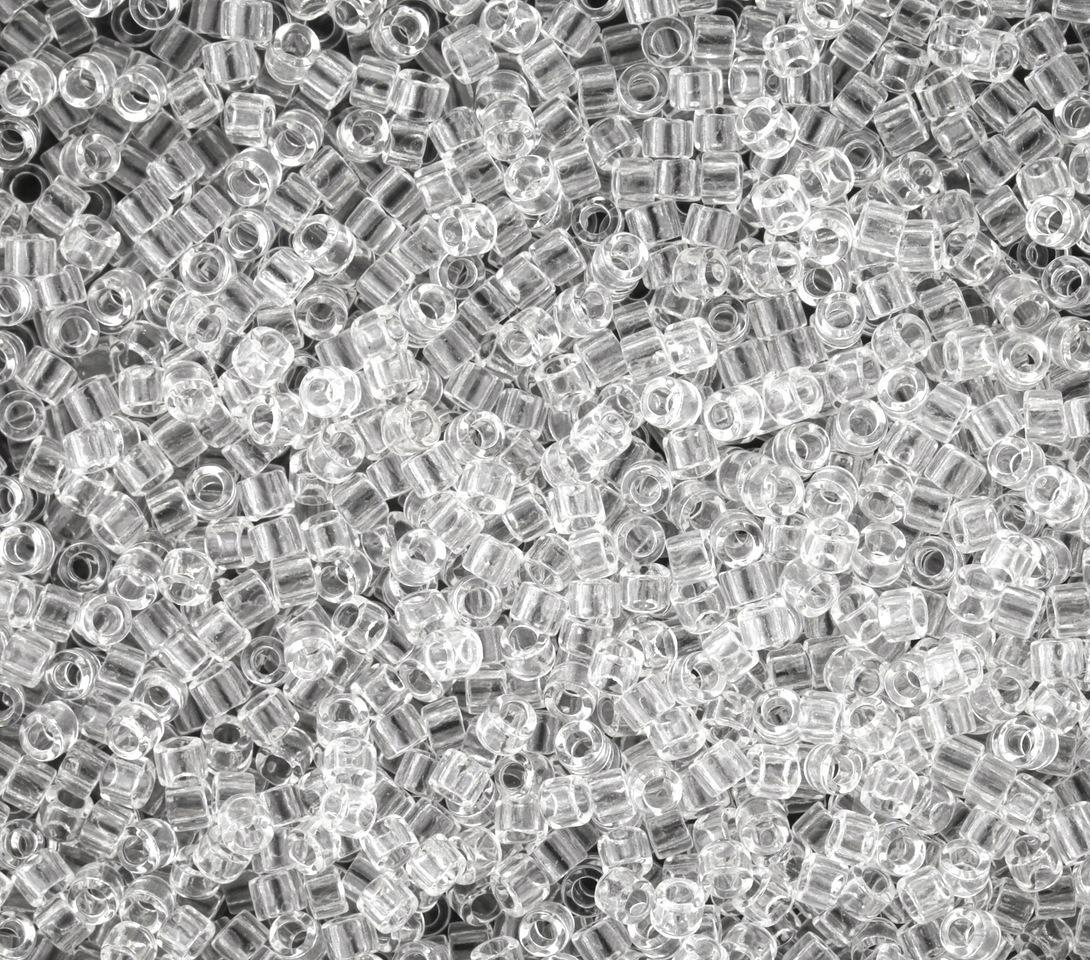 Delica 11/0 DB0141 Transparent Crystal — Imaginea 1