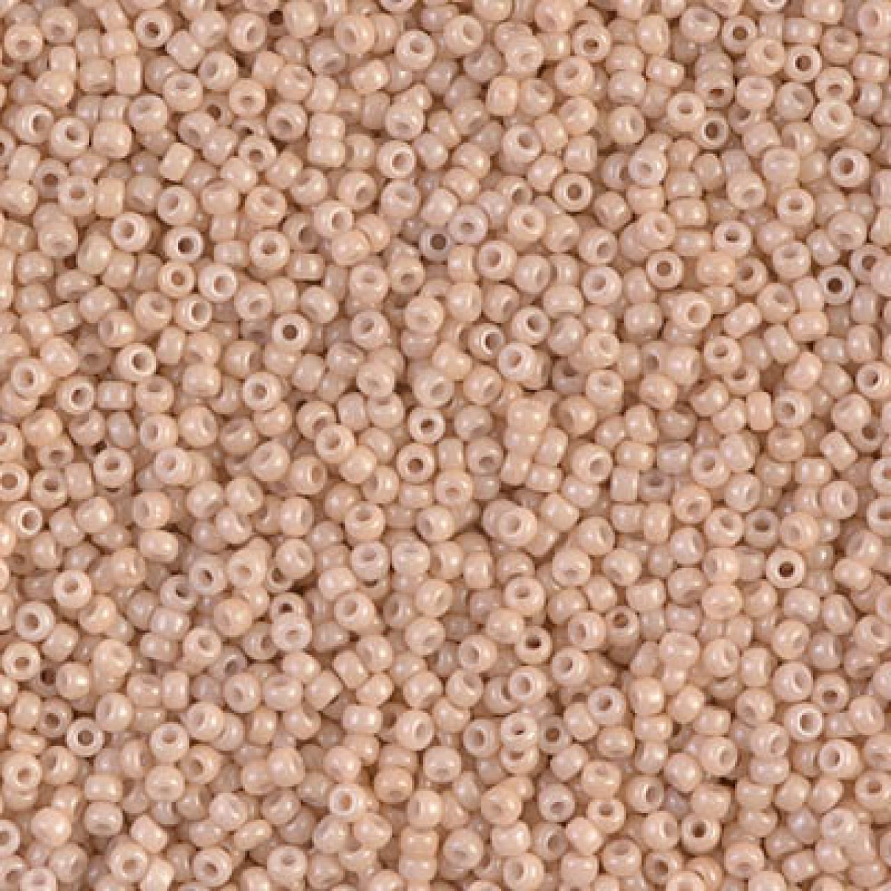 Margele de nisip Miyuki 0597 Opaque Luster Tan