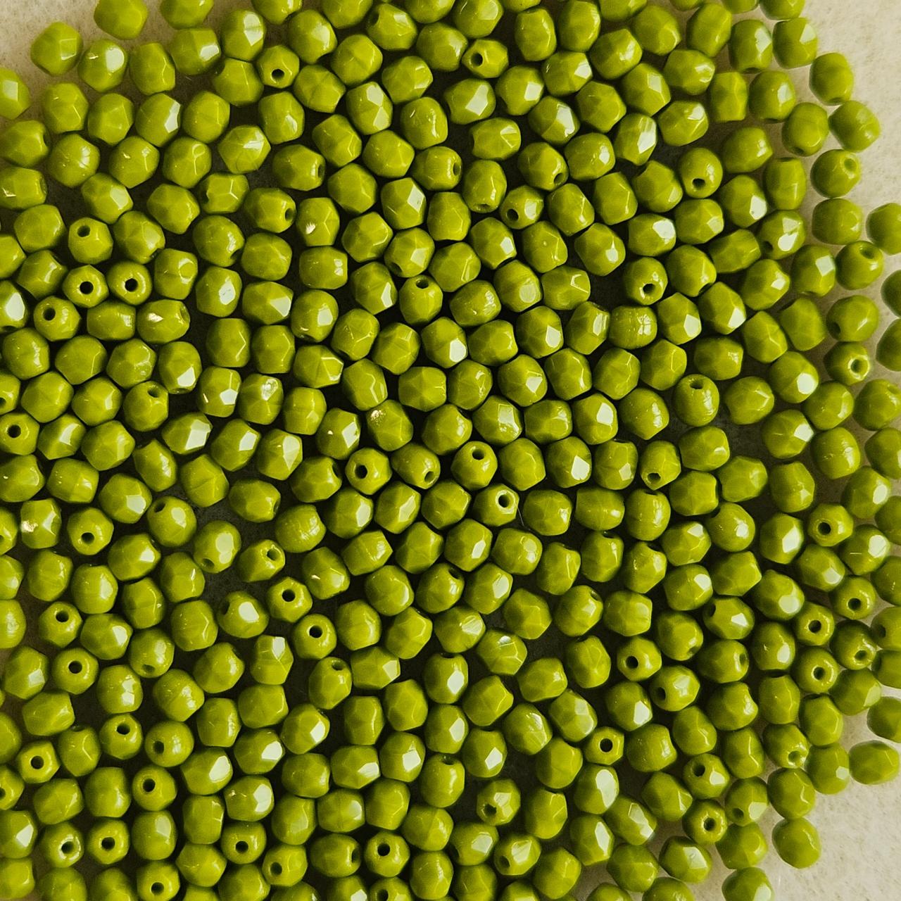 Fire Polish 4mm 53420 Opaque Olivine