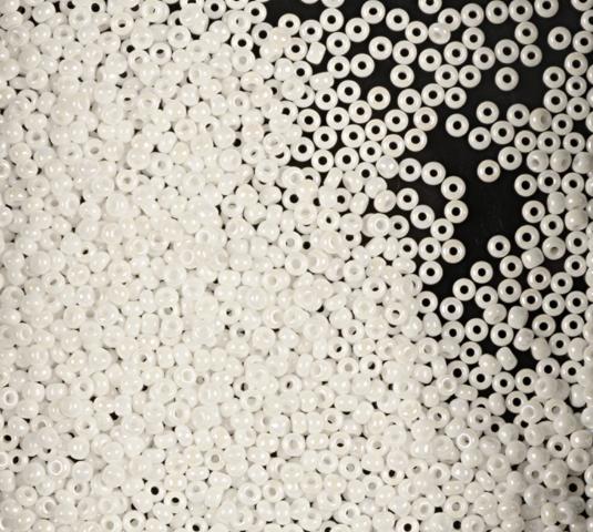 50 gr Preciosa 11/0 19001/46205 White Pearl AB — Imaginea 1